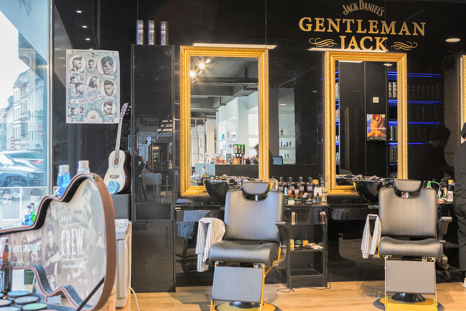 Top Barber Shops in Köln| DollyRockers | Mr. Köln | Foto: DollyRockers Top Barber Shops in Köln| DollyRockers | Mr. Köln | Foto: DollyRockers